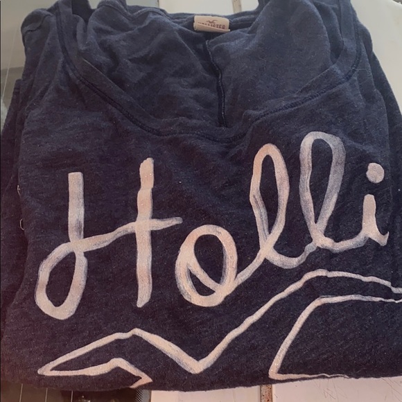 Hollister Tops - Hollister size medium
